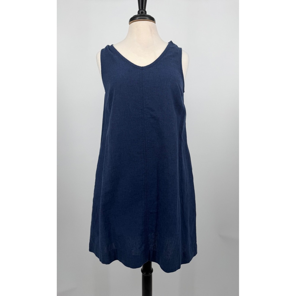Liz Claiborne Sleeveless Shift Dress